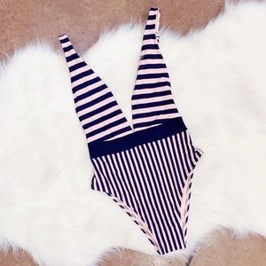 Aerie striped one-piece swimsuit - XS
